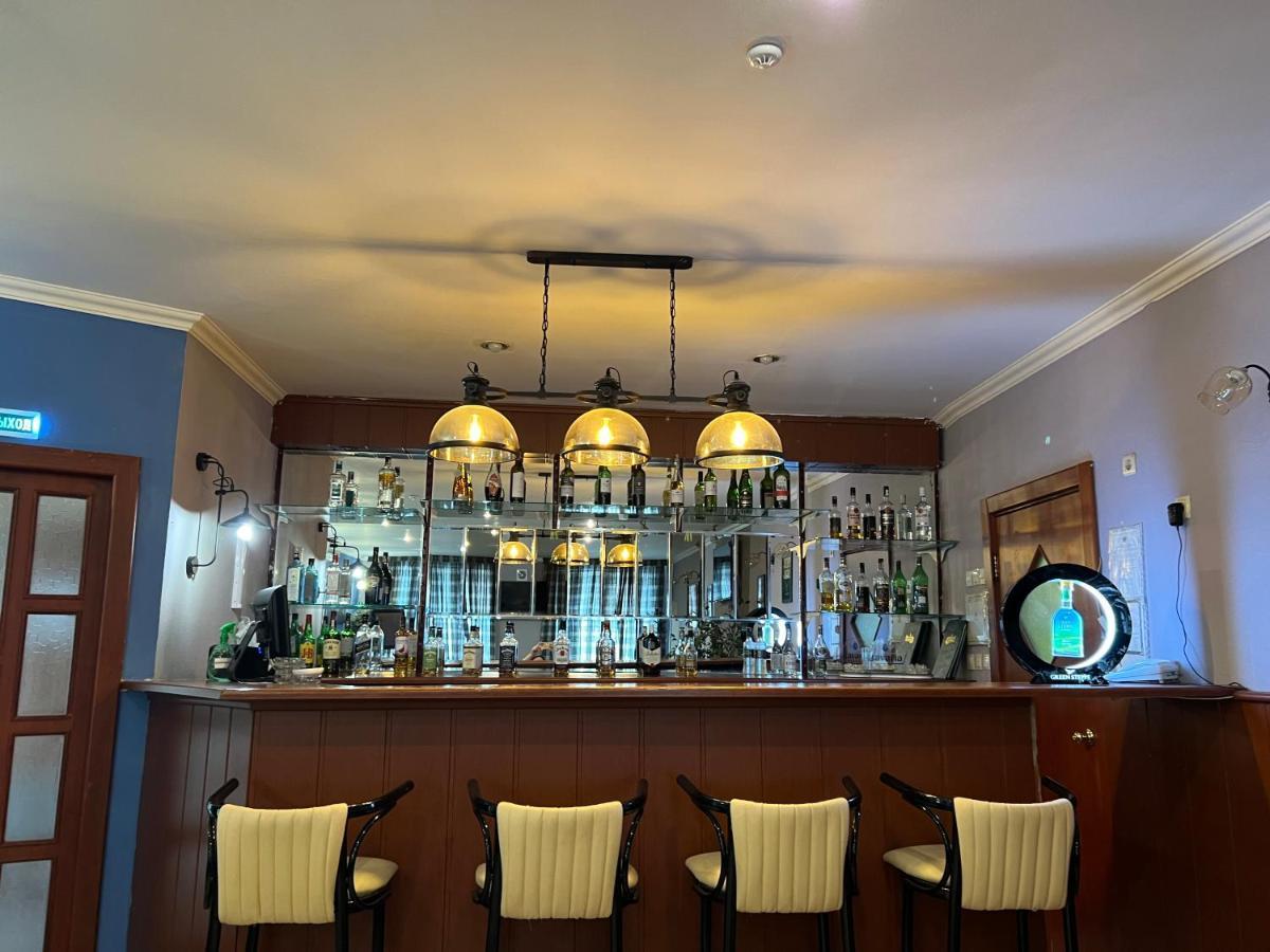Green Hotel Atyraū エクステリア 写真